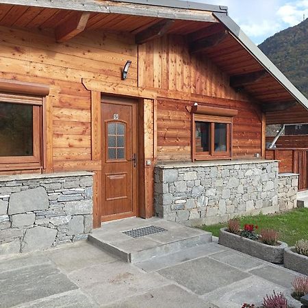 Joli Appart Terrasse Et Jardinet Albertville Bagian luar foto